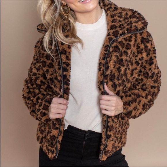 BB Dakota Jackets & Blazers - NWT BB Dakota leopard print teddy jacket